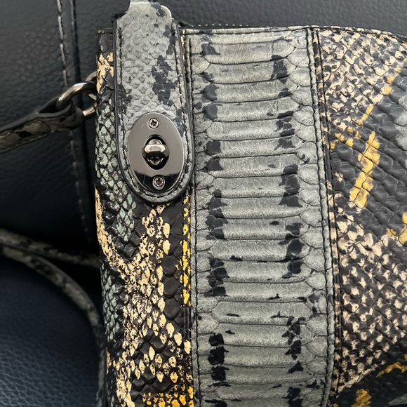 AUTHENTIC Coach Snakeskin purse (special edition) - Picture 8 of 13